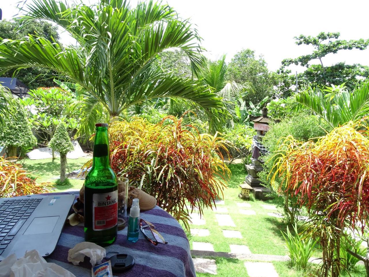 Perdana Homestay Lembongan Нуса-Лембонган Екстер'єр фото